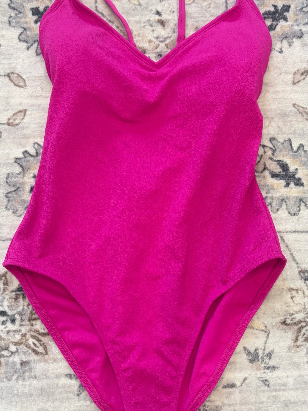 Shade & Shore womens V-Neck One-Piece Swimsuit in Magenta